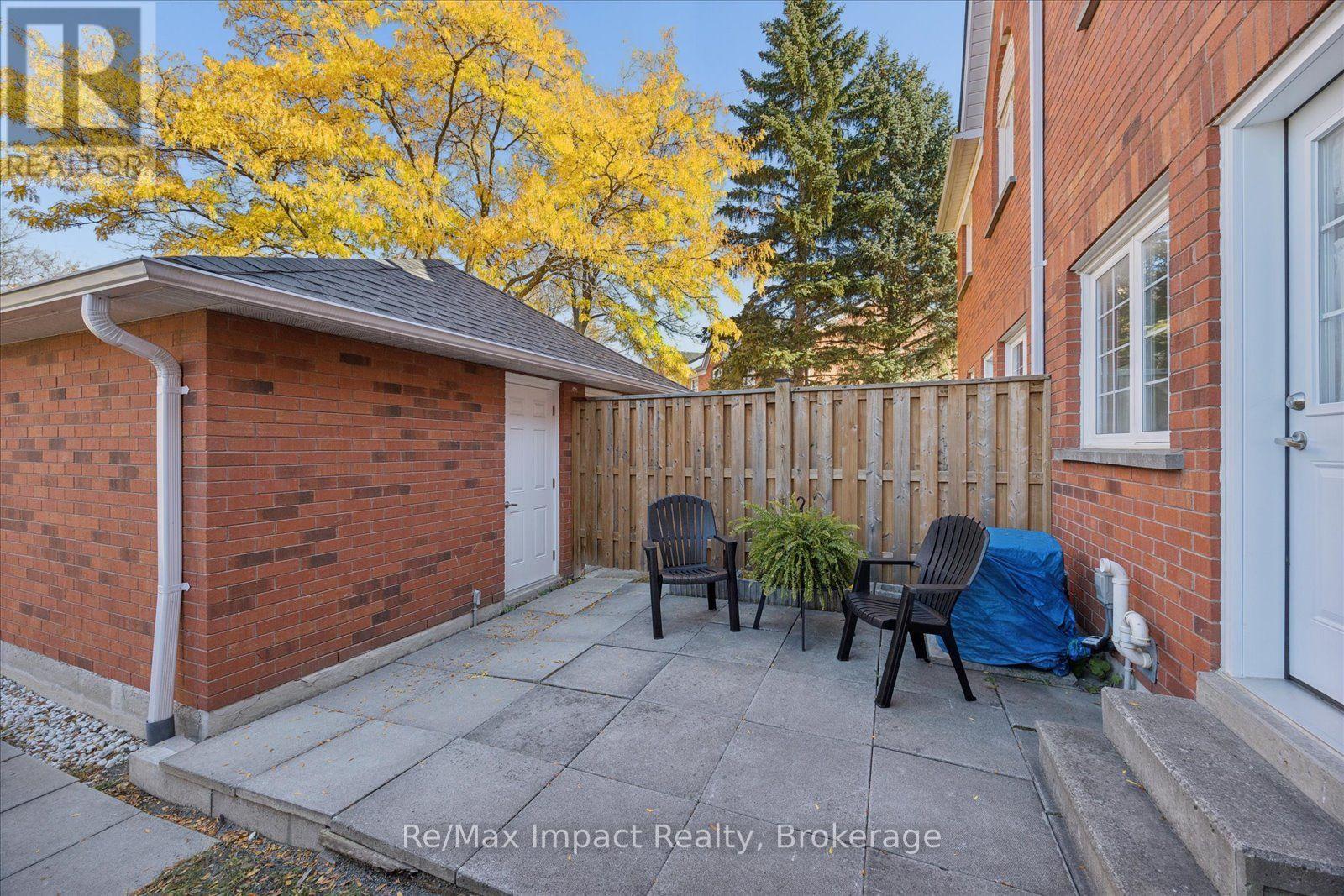 53- 10 Bassett Boulevard, Whitby, ON photo 18
