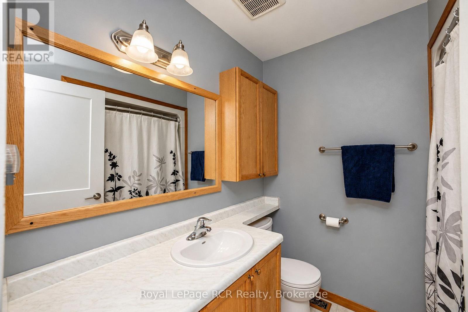 110 QUEEN STREET - 24