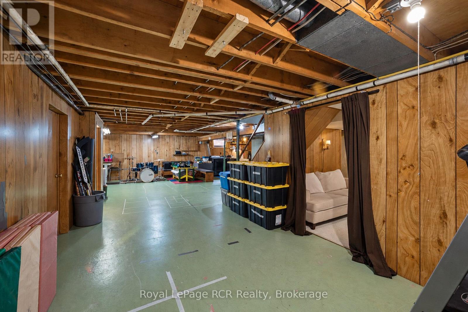 110 QUEEN STREET - 28
