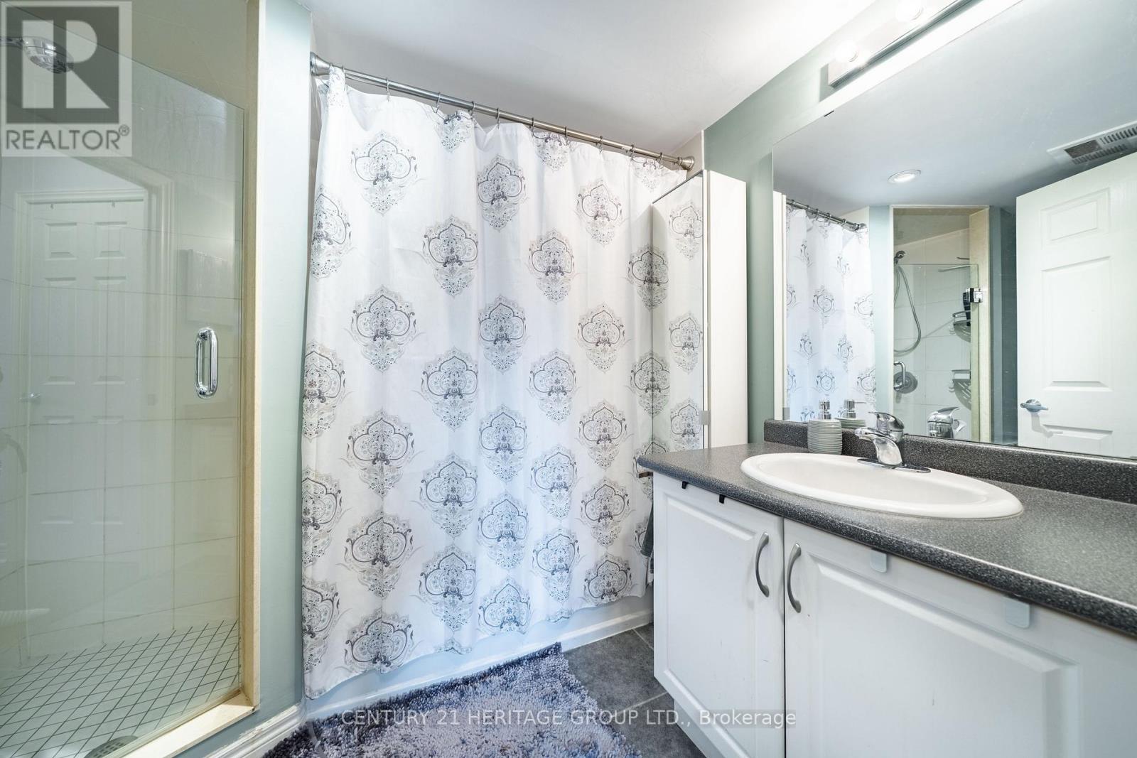 311- 225 Wellesley Street East, Toronto, ON photo 26