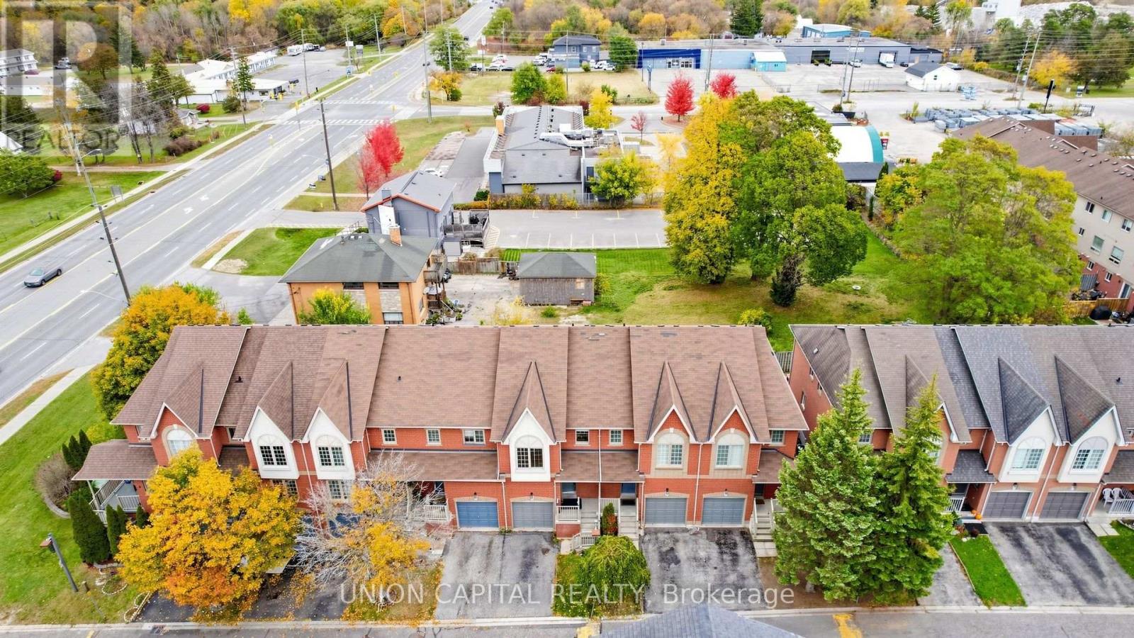 5- 1867 Kingston Road, Pickering, ON photo 3