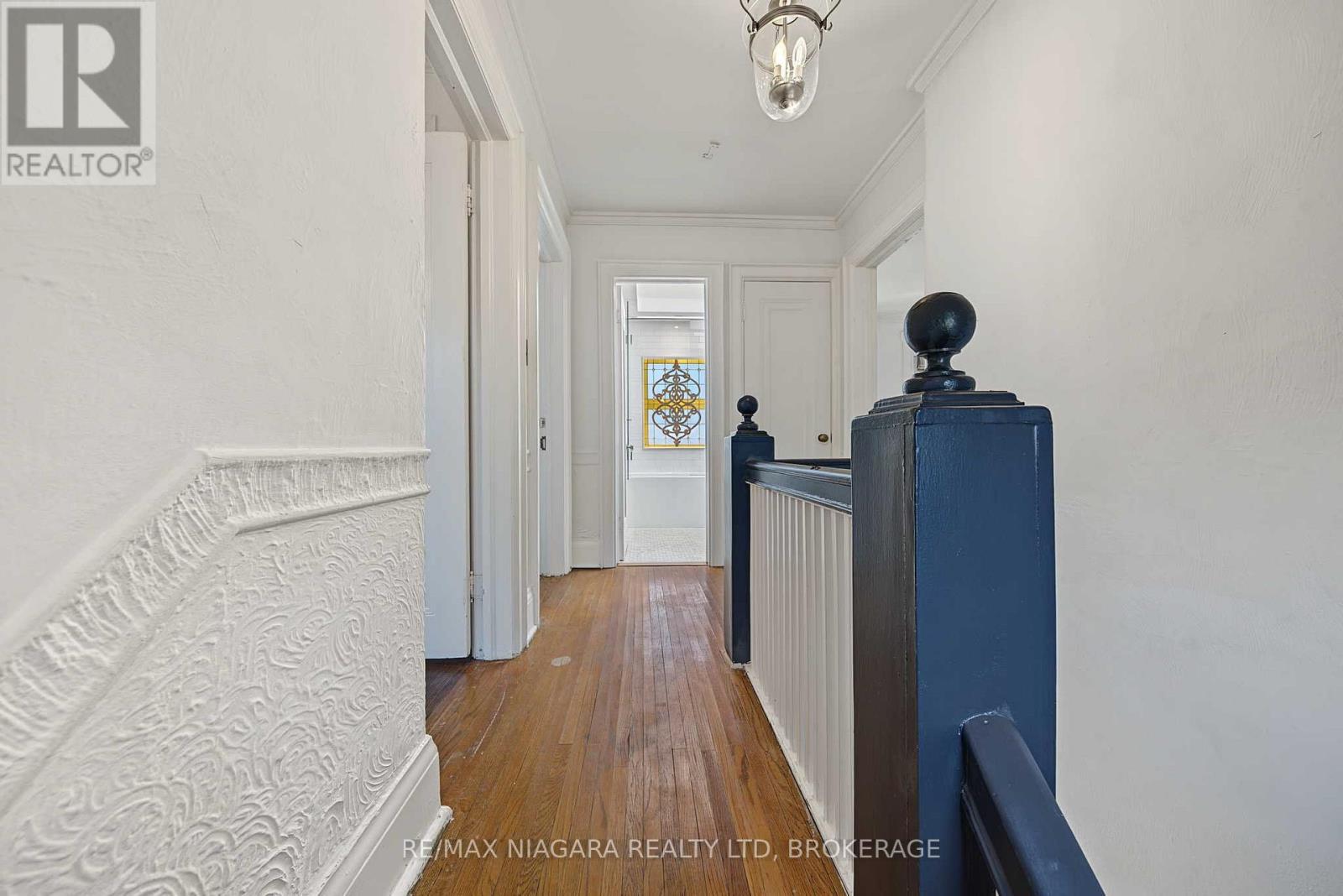 38 YONGE BOULEVARD - 24