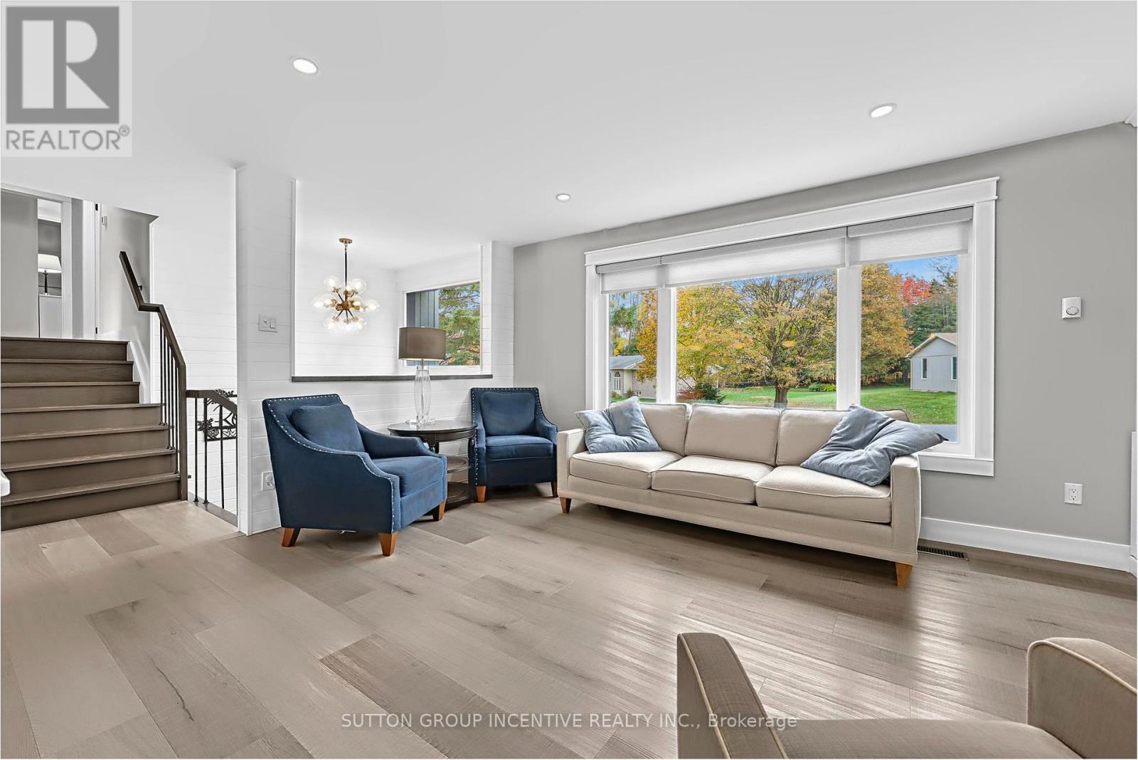 8 Patricia Court, Springwater photo 12