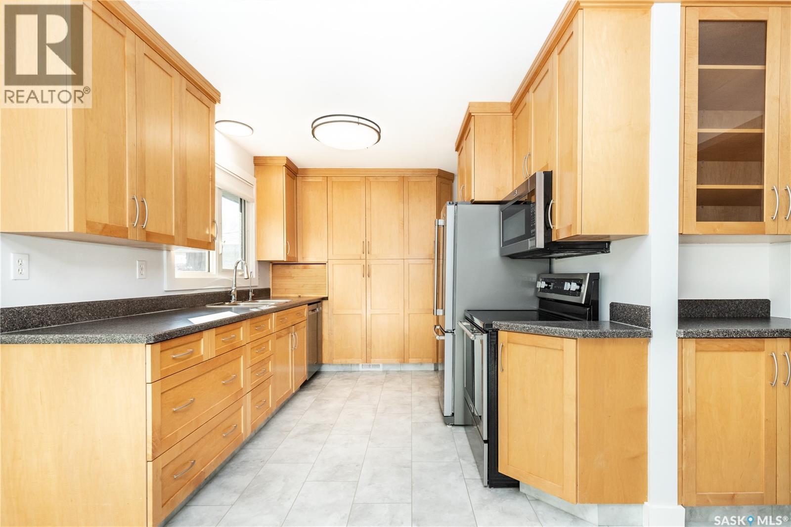 2611 Woodward AVENUE, Saskatoon — photo 12