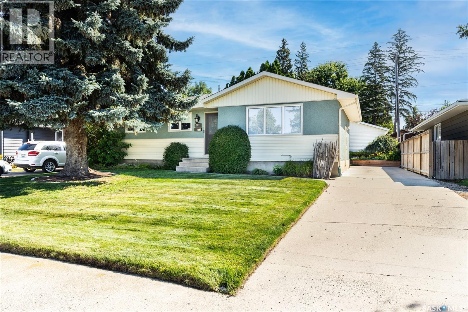 2611 Woodward AVENUE, Saskatoon — photo 2