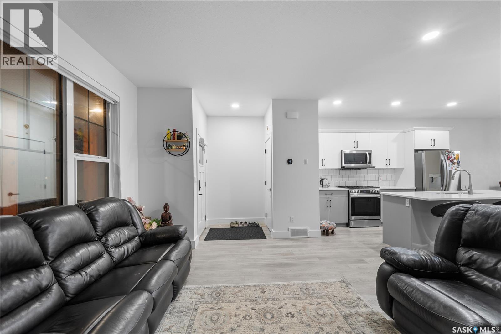 148 Rosewood BOULEVARD E, Saskatoon — photo 2