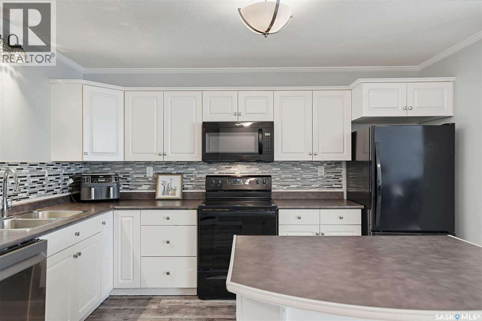 904 715 Hart ROAD, Saskatoon — photo 3