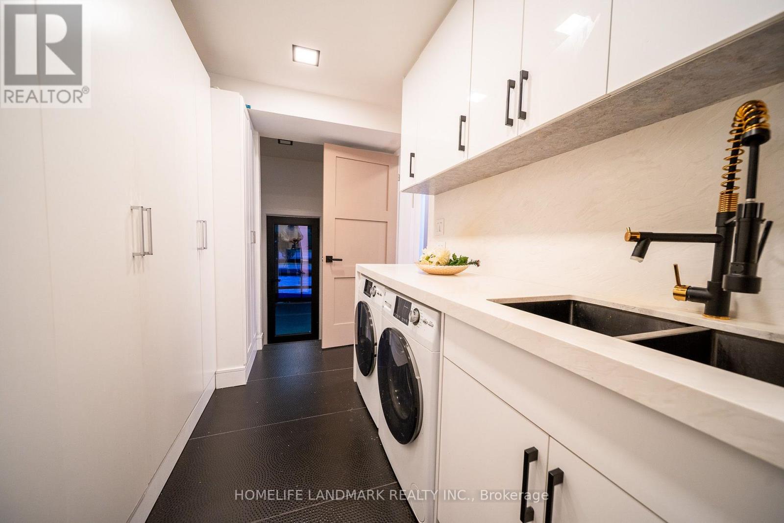 848 Goodwin Road, Mississauga, ON photo 36