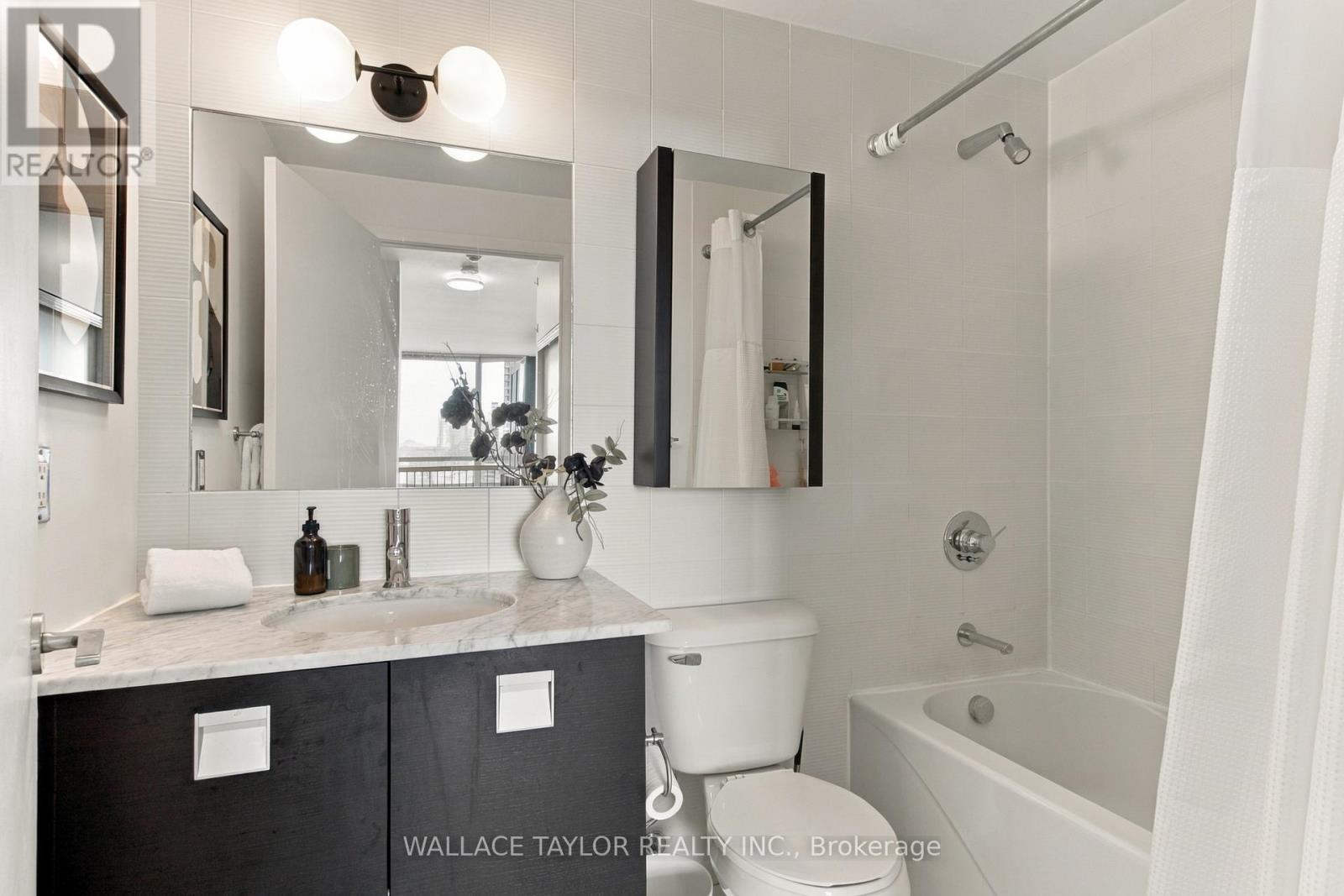 1007- 3391 Bloor Street West, Toronto, ON photo 8