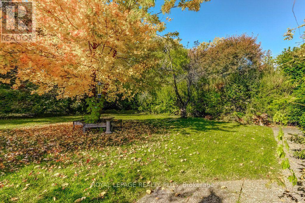 1538 Lorne Wood Road, Mississauga, ON photo 12