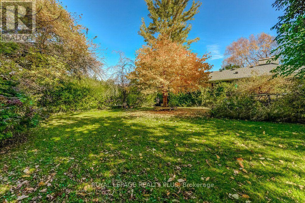 1538 Lorne Wood Road, Mississauga, ON photo 14
