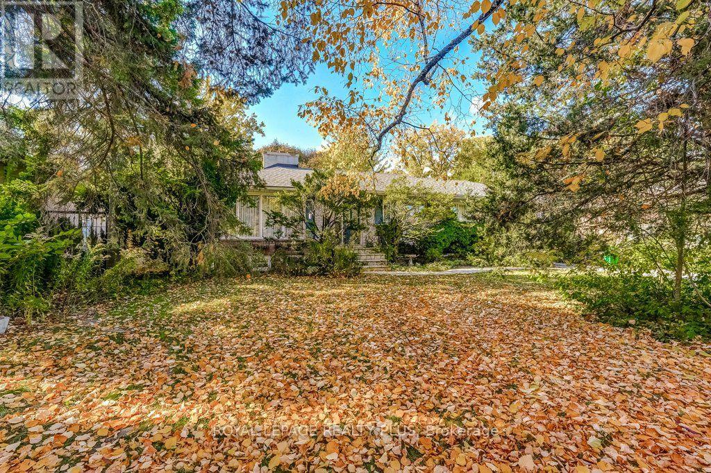 1538 Lorne Wood Road, Mississauga, ON photo 2