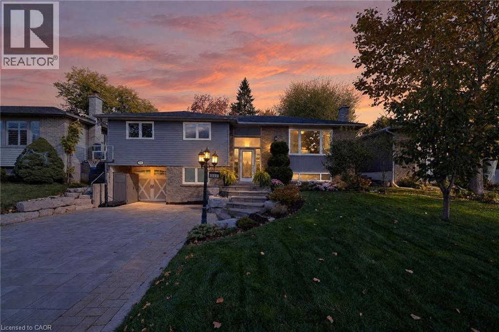 Photo of 241 BOUSFIELD Crescent