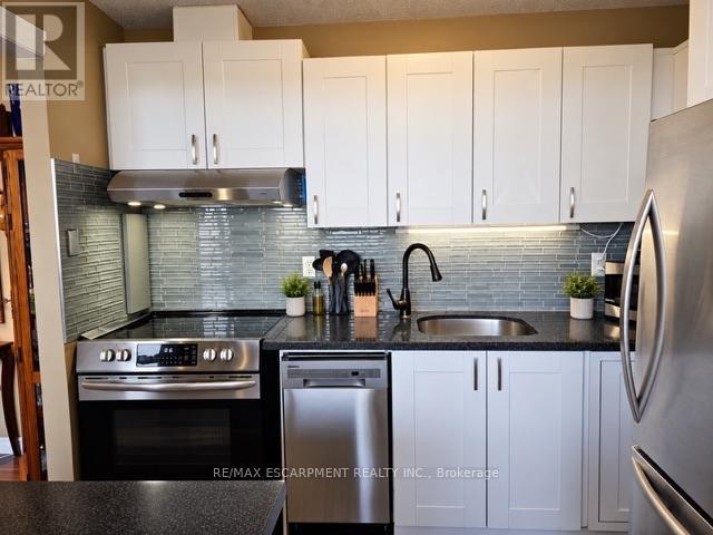 1002- 15 Albright Road, Hamilton, ON photo 8