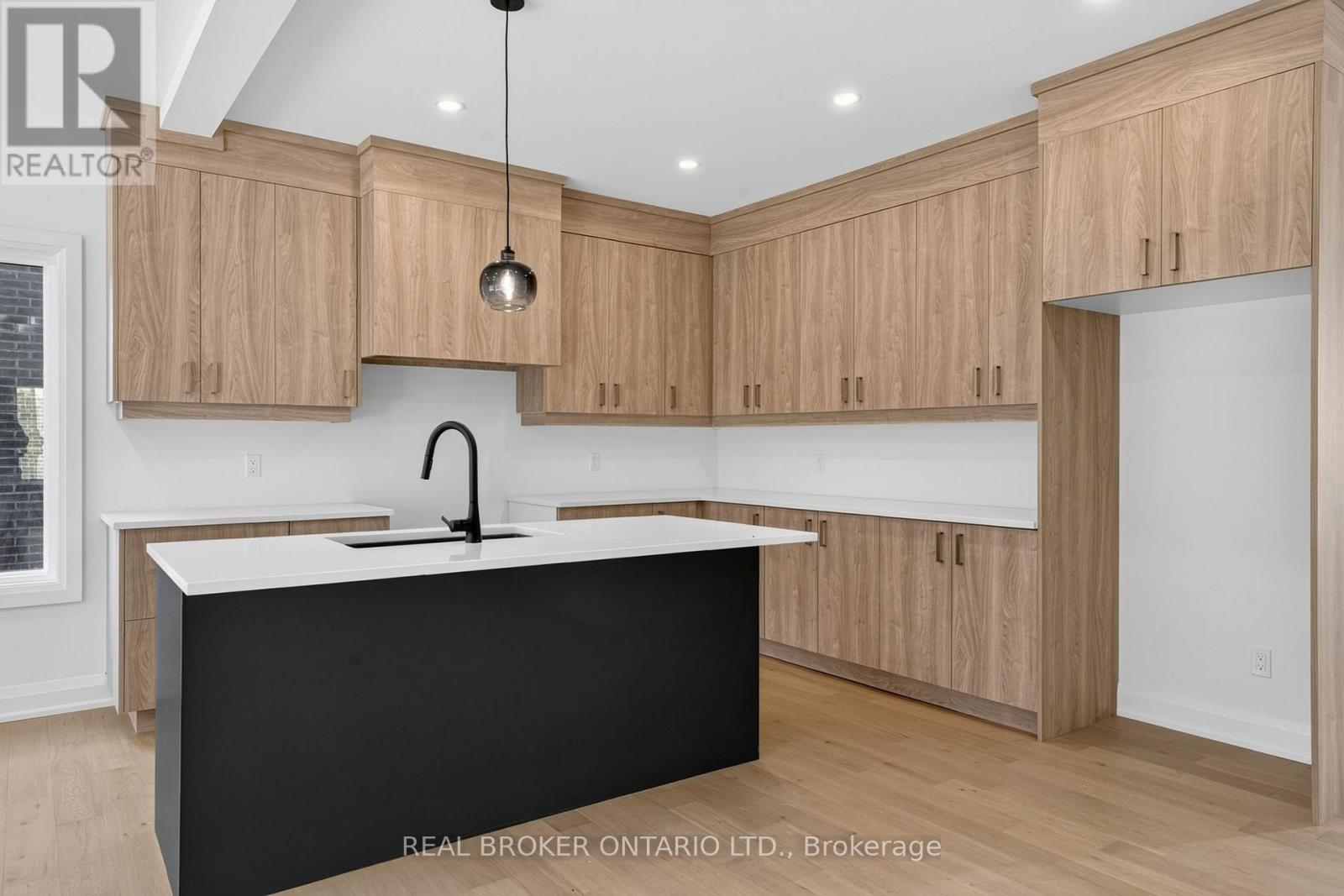 8735 Harlyn Common, Niagara Falls, ON photo 10