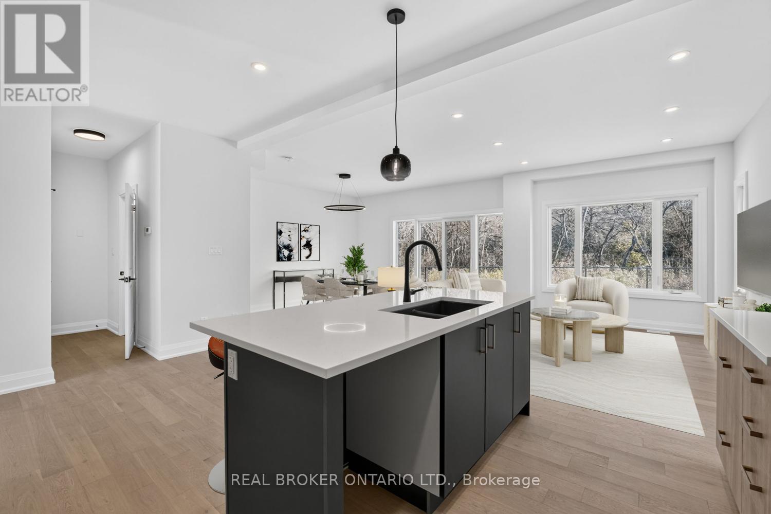 8735 Harlyn Common, Niagara Falls, ON photo 11