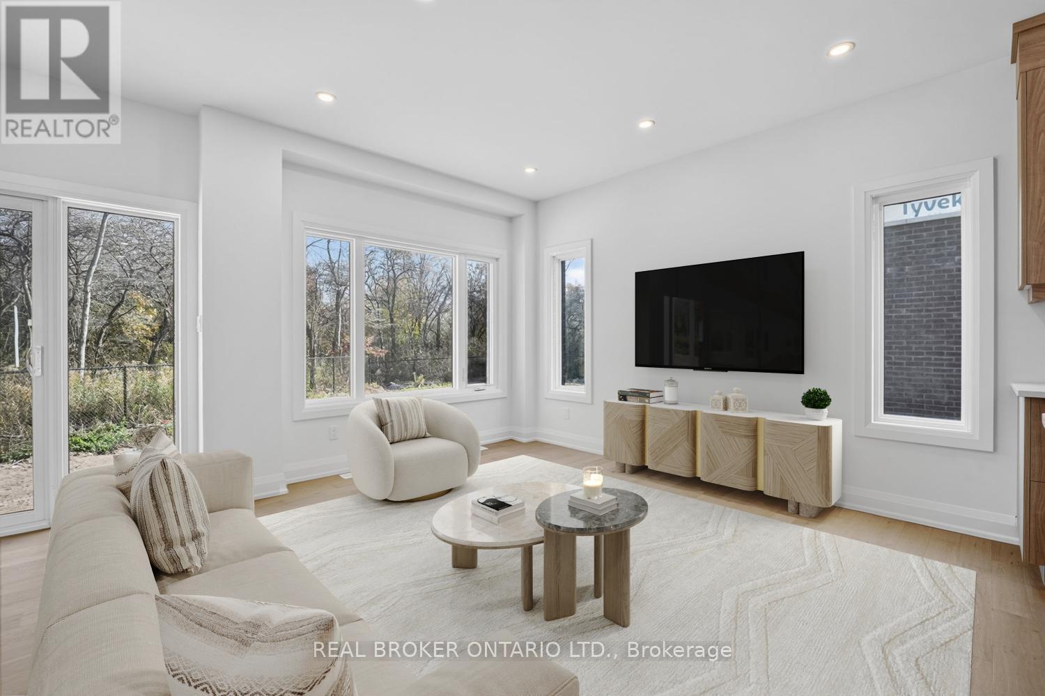 8735 Harlyn Common, Niagara Falls, ON photo 14