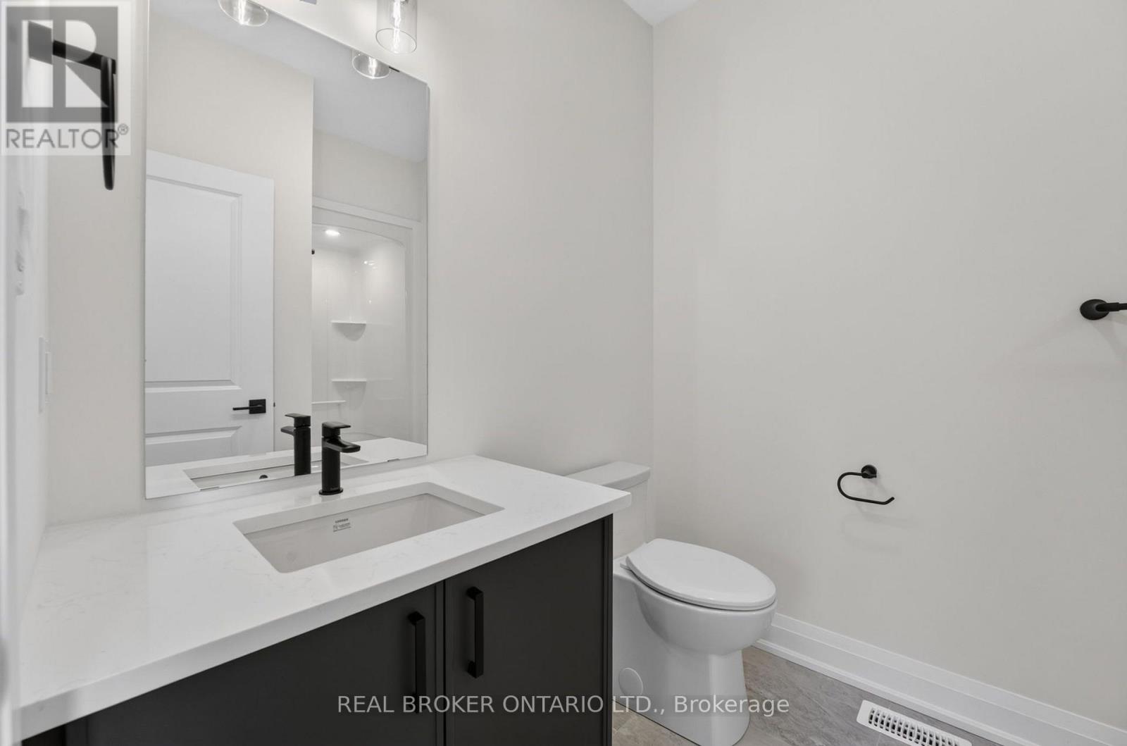 8735 Harlyn Common, Niagara Falls, ON photo 19