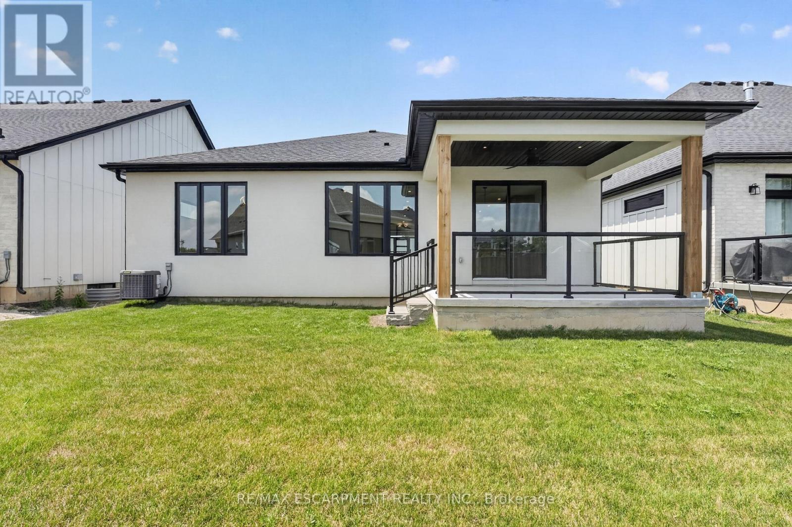11 Oakley Drive, Niagara-on-the-Lake, ON photo 40