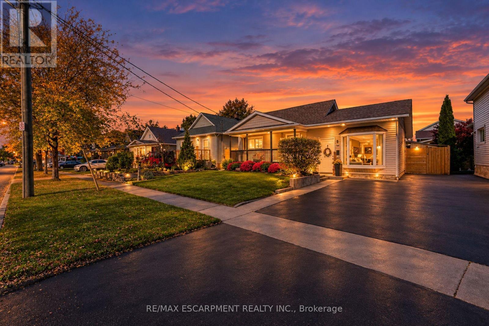 51 Russell Avenue, St. Catharines, ON