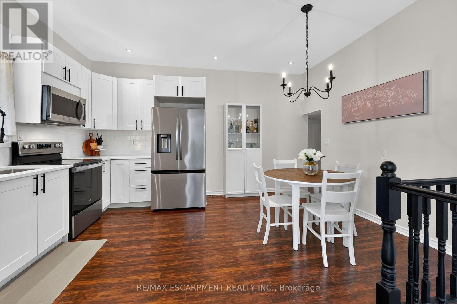 51 Russell Avenue, St. Catharines, ON photo 12