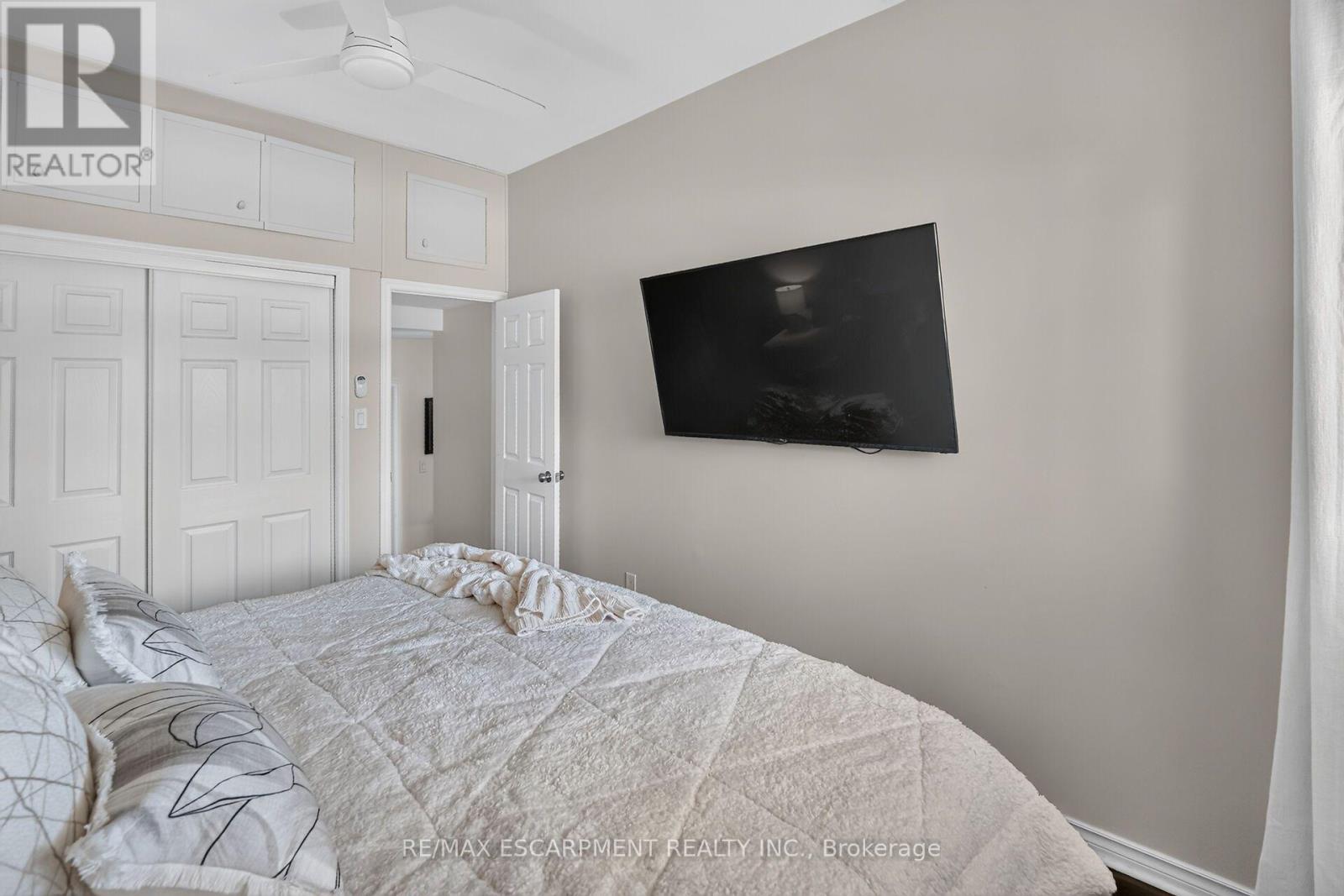 51 Russell Avenue, St. Catharines, ON photo 17