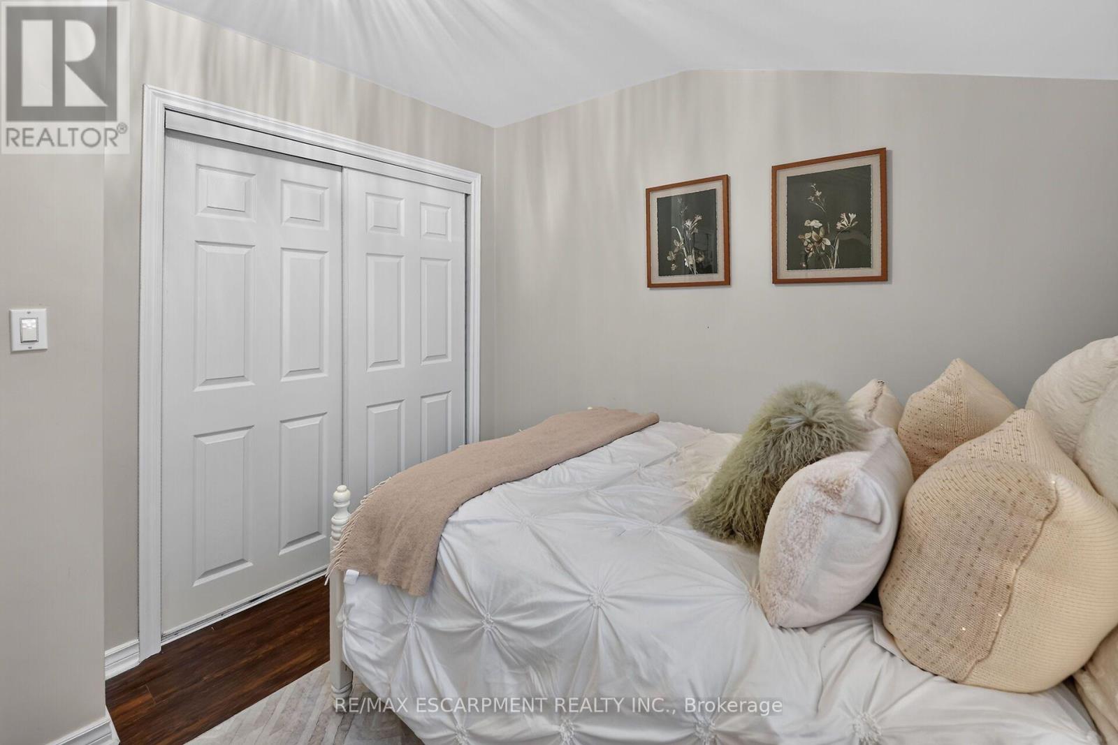 51 Russell Avenue, St. Catharines, ON photo 19