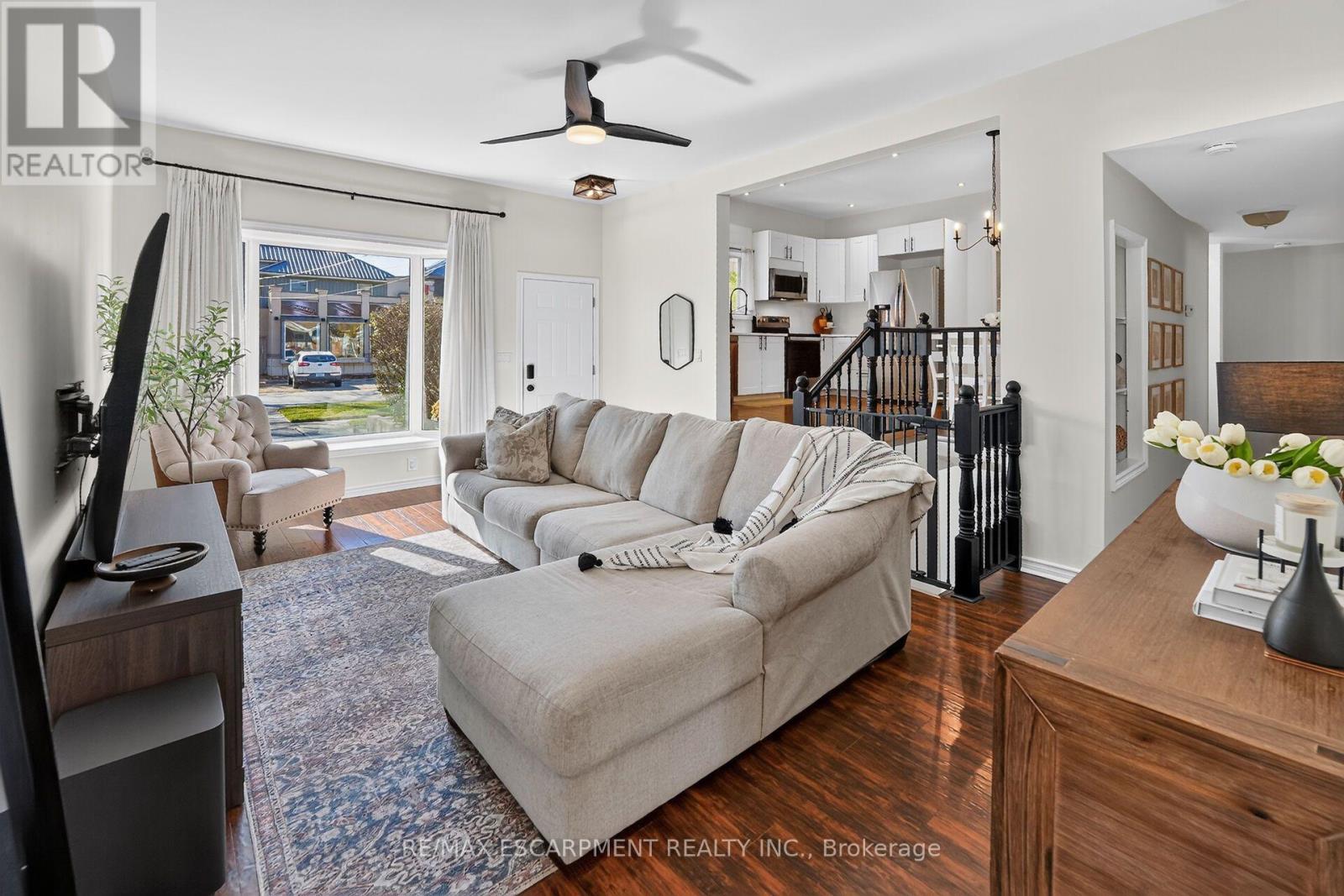 51 Russell Avenue, St. Catharines, ON photo 6