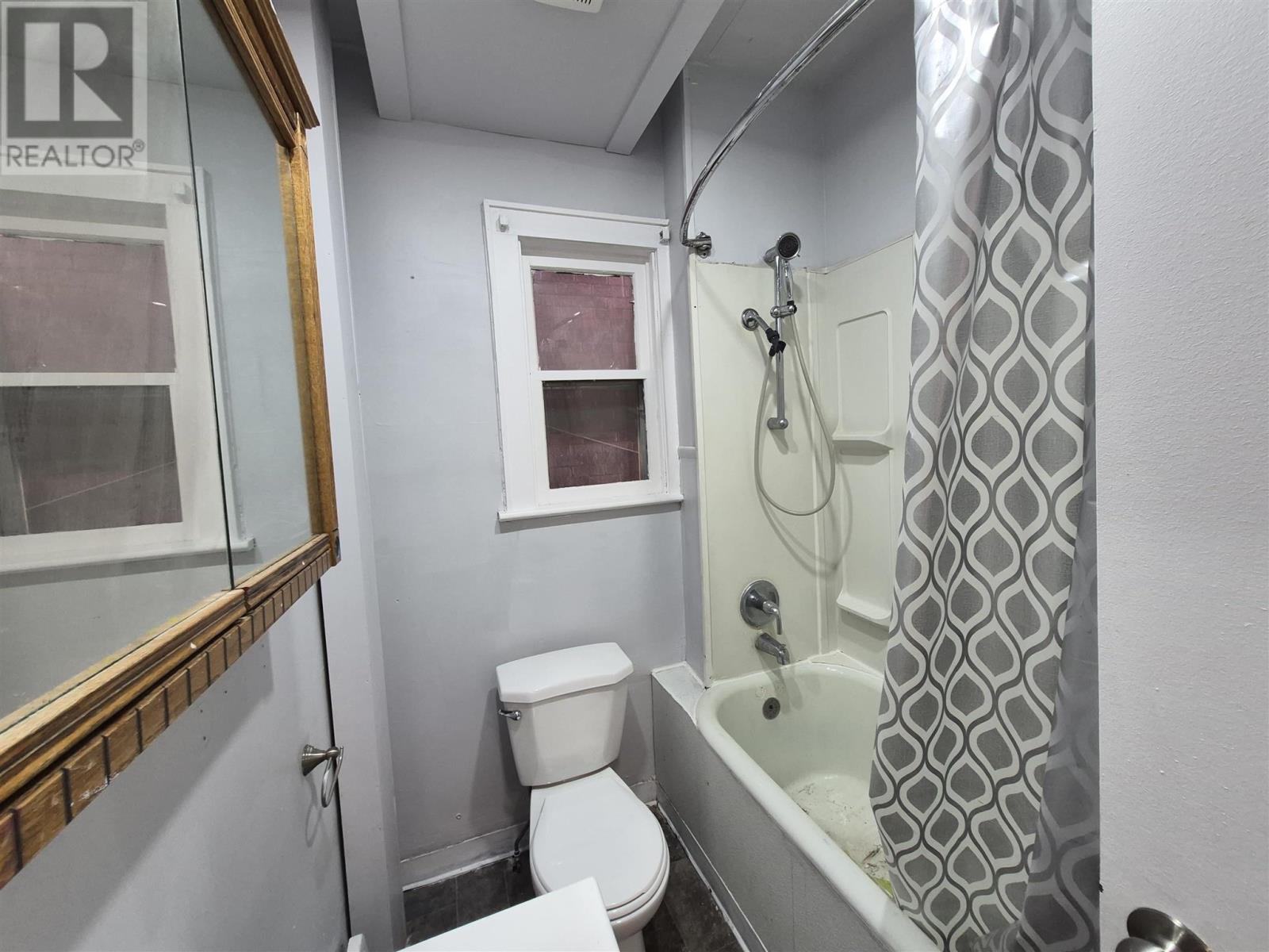 226 Albert ST W - 8