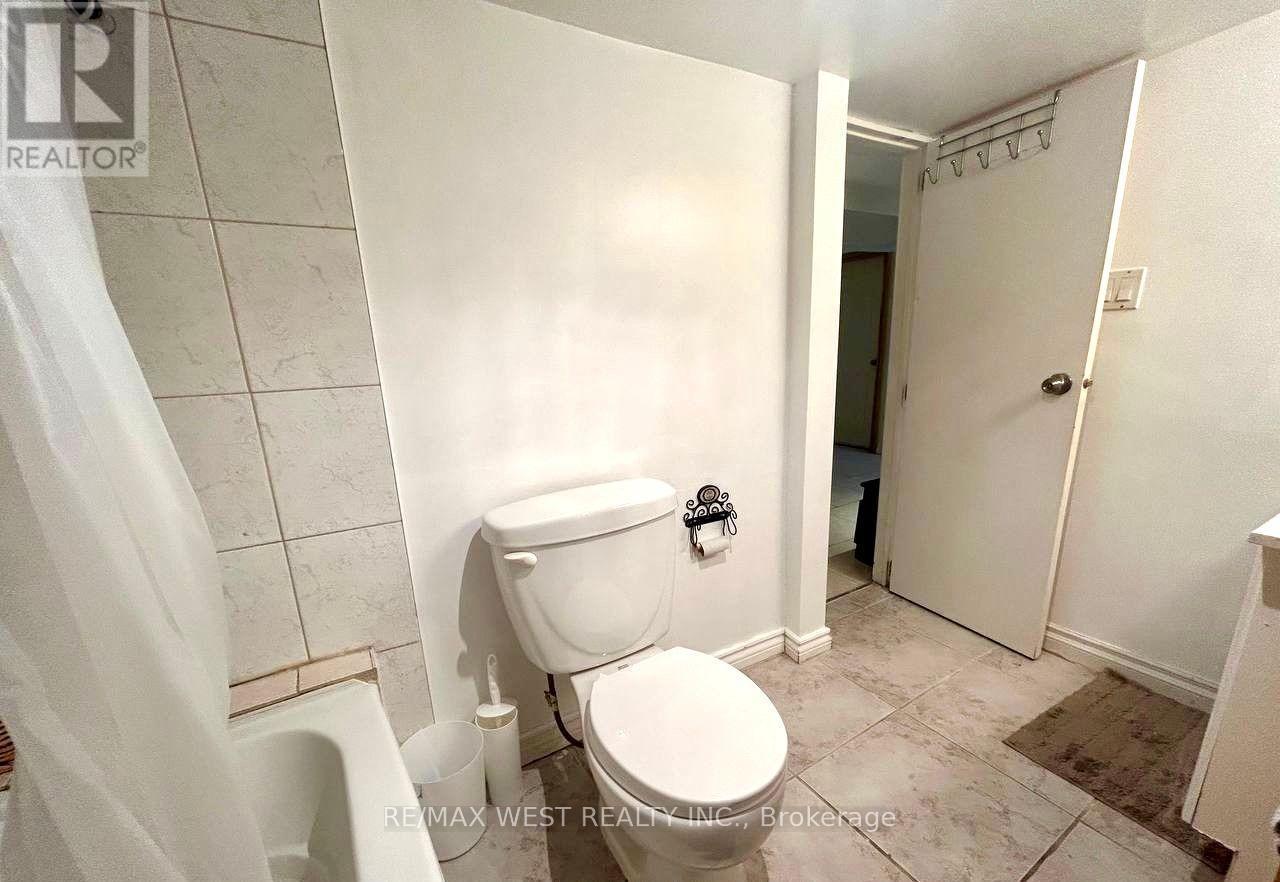 36 Fourteenth Street, Toronto, ON photo 18