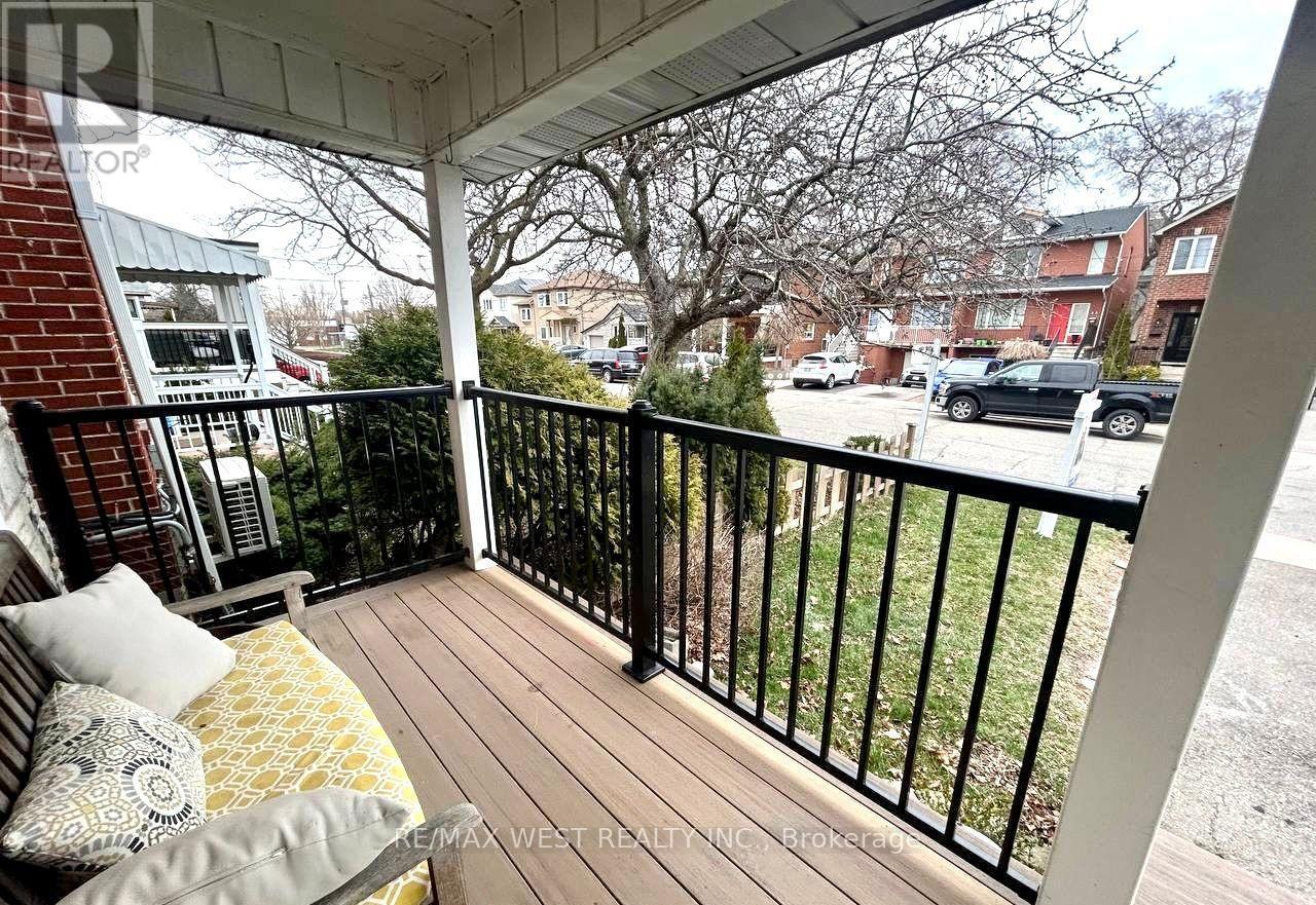 36 Fourteenth Street, Toronto, ON photo 4