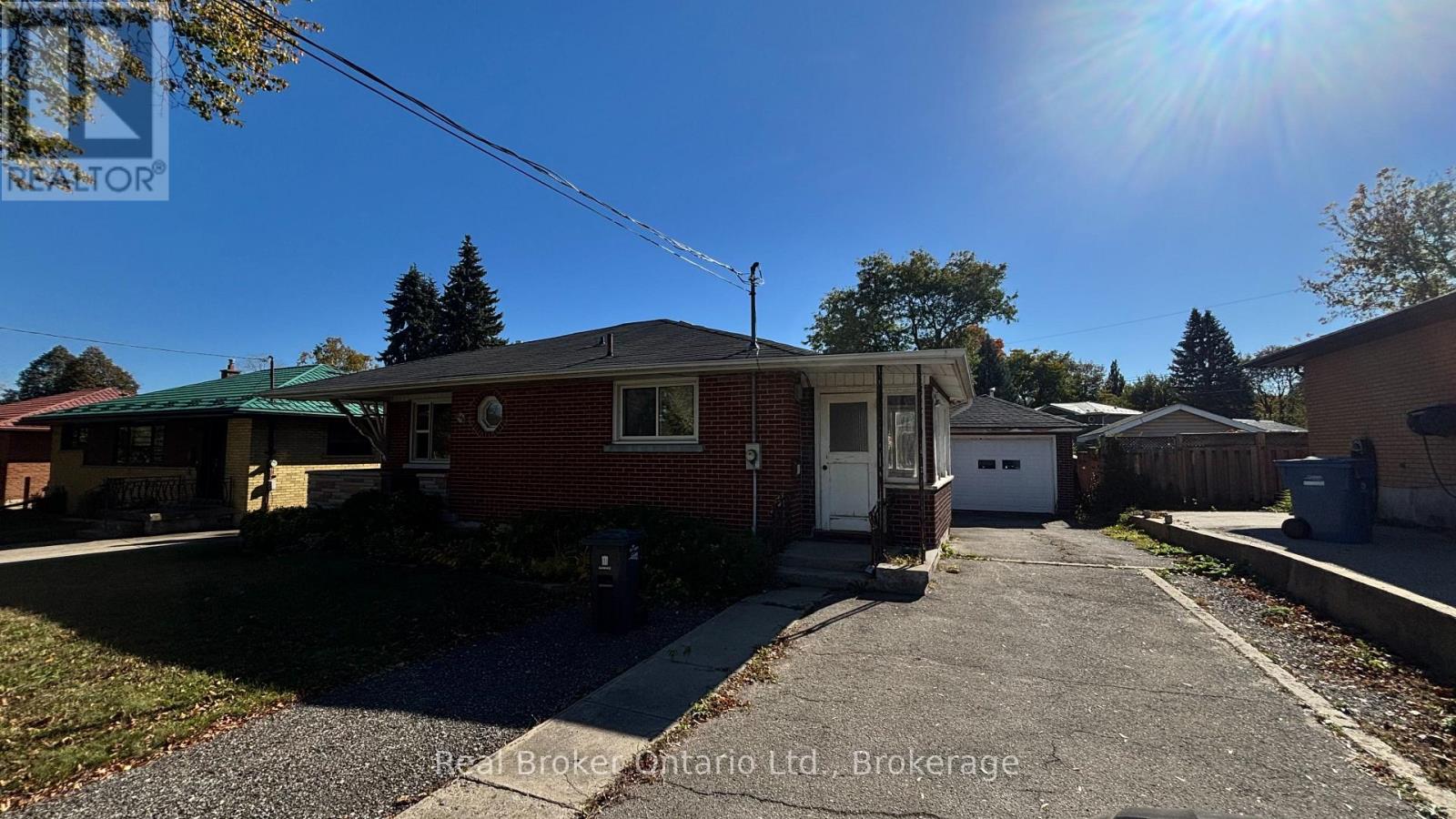 246 STEVENSON STREET N, Guelph (St. George's)