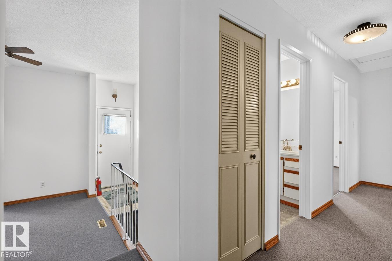 8711 38A AV NW, Edmonton — photo 17