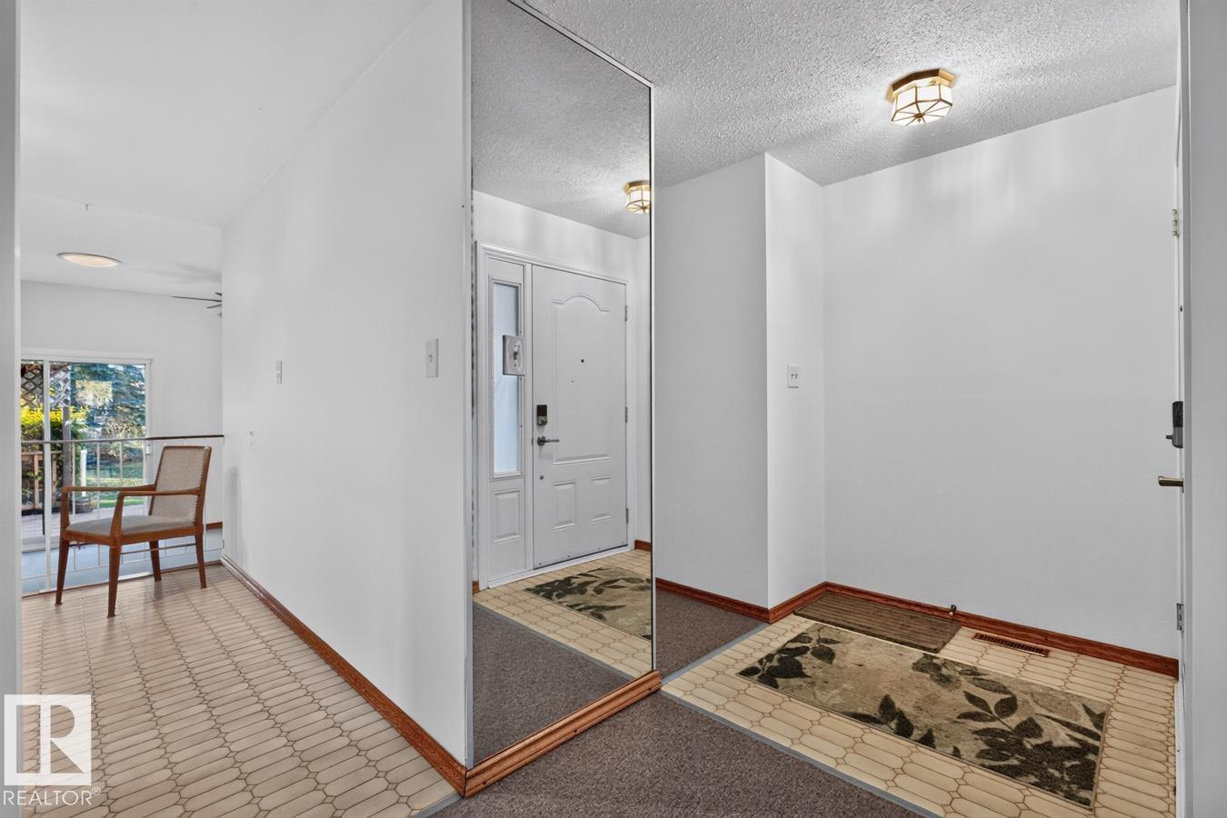 8711 38A AV NW, Edmonton — photo 4