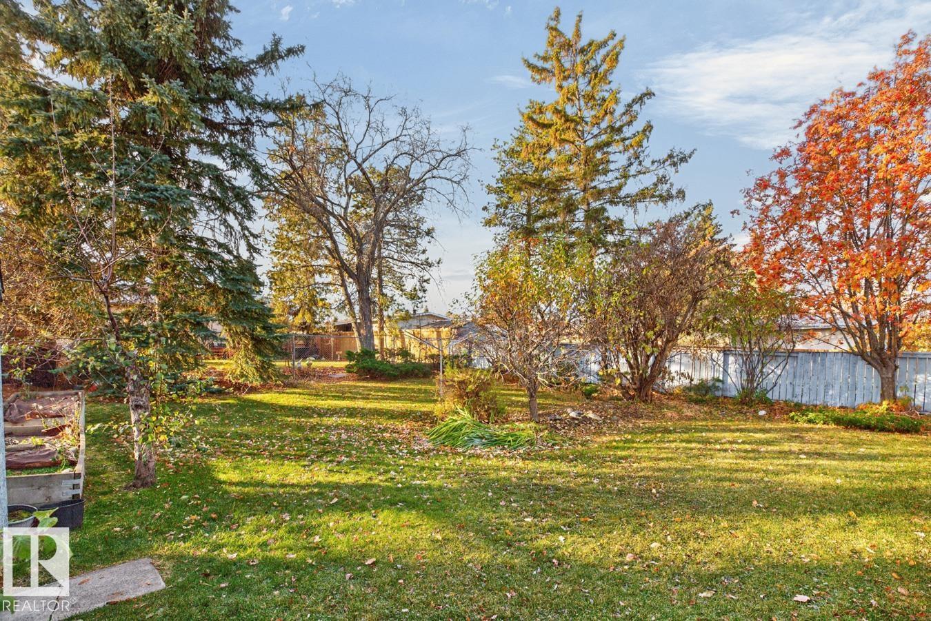 8711 38A AV NW, photo 40 of 42