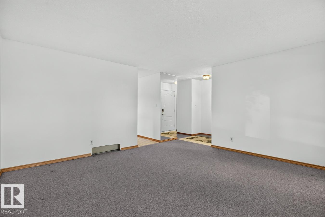 8711 38A AV NW, Edmonton — photo 8