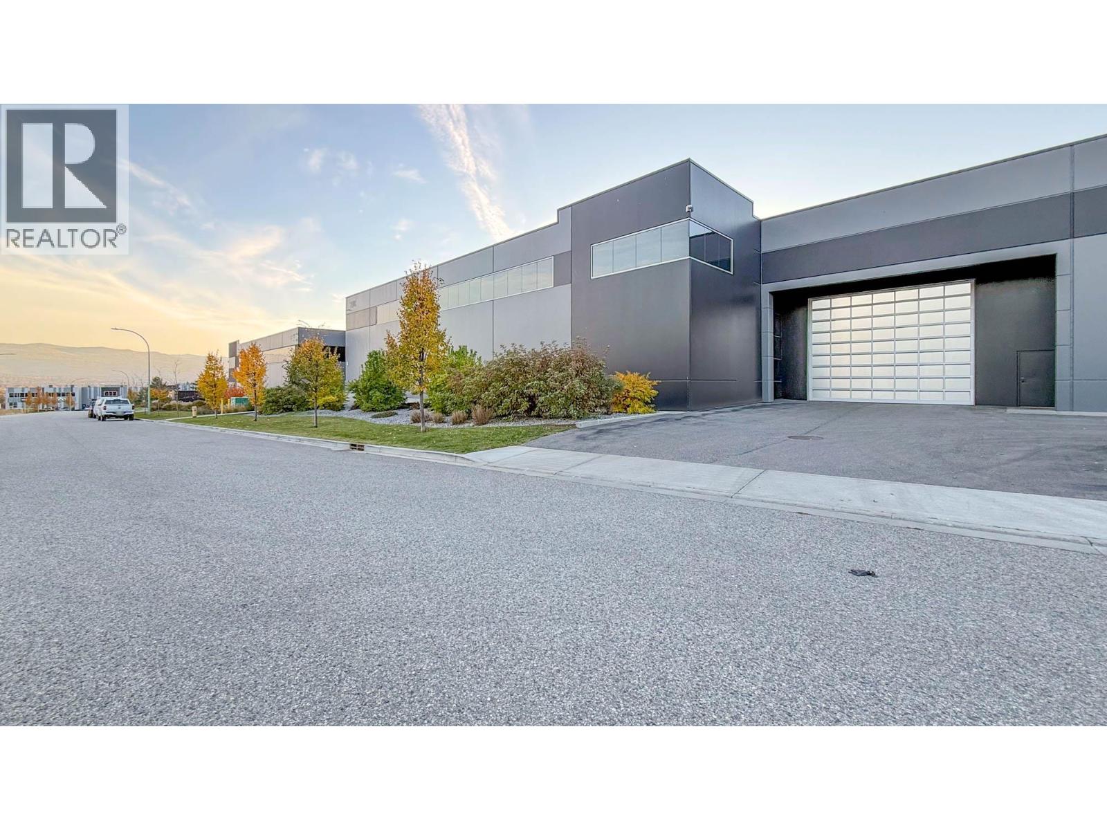 19 2110 Matrix Crescent, Kelowna
