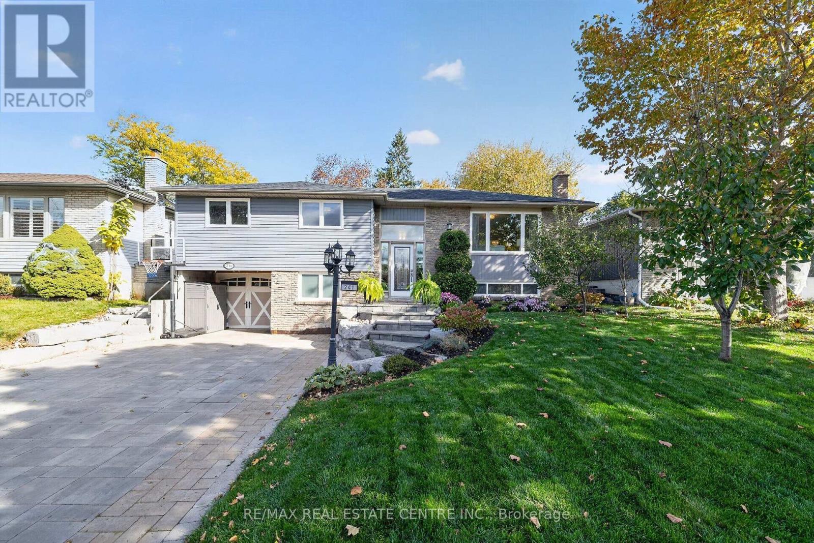 Photo of 241 Bousfield Crescent