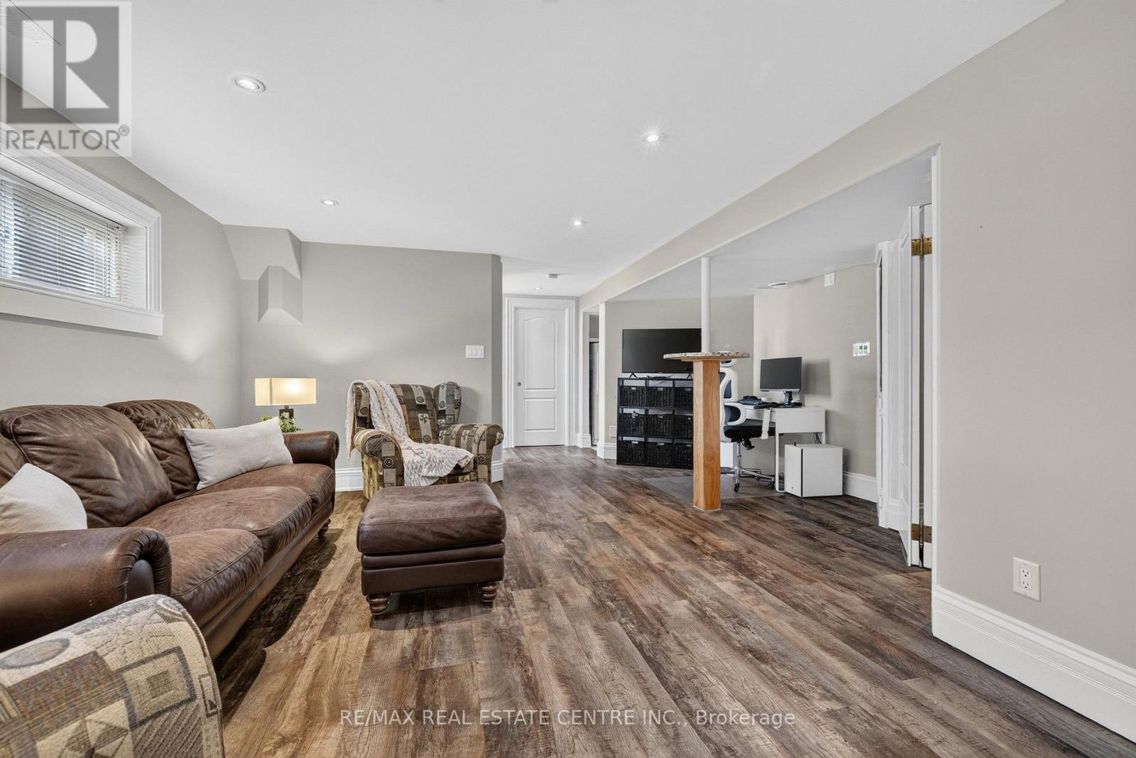 241 Bousfield Crescent, Milton, ON photo 33