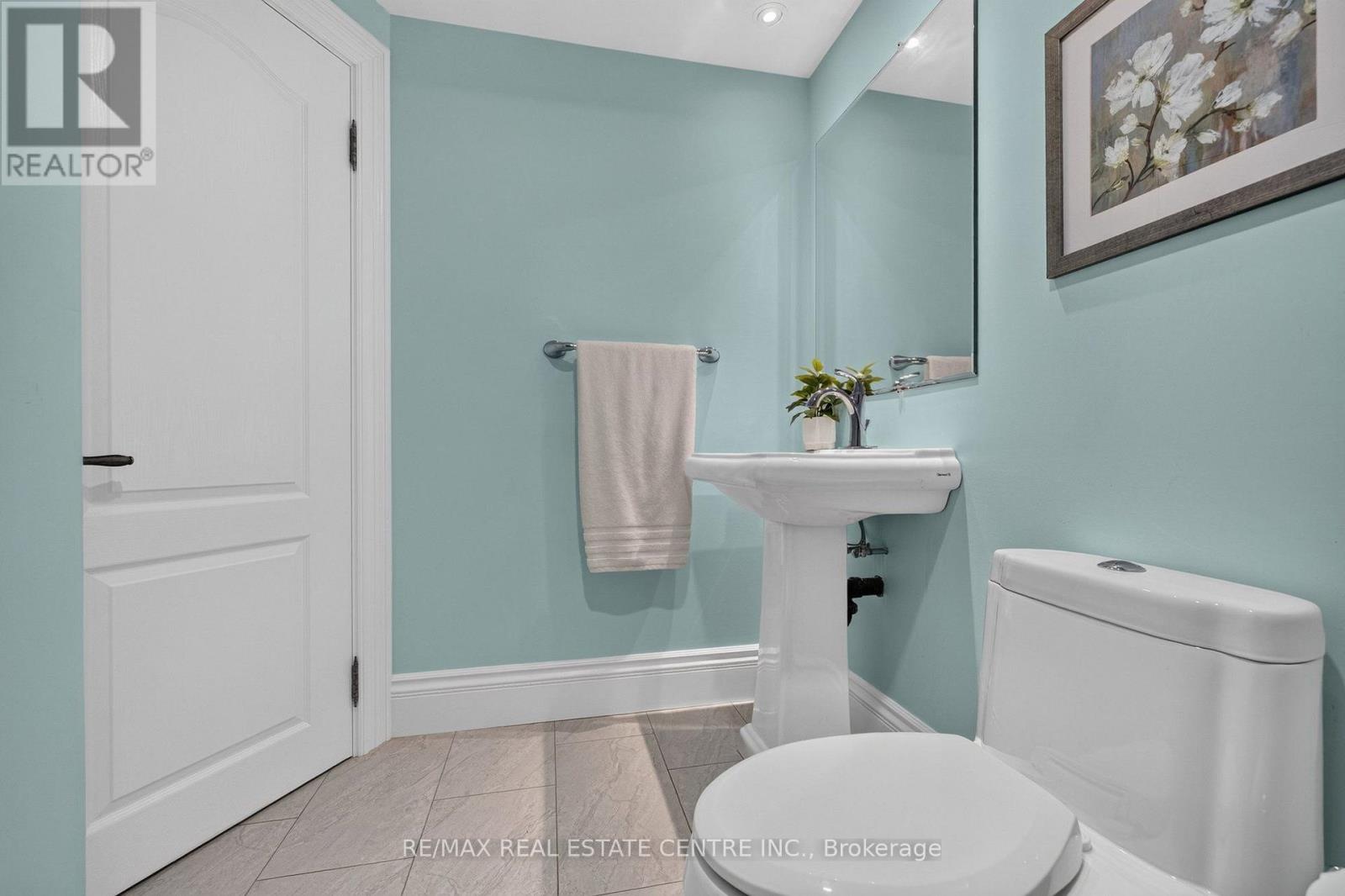 241 Bousfield Crescent, Milton, ON photo 38