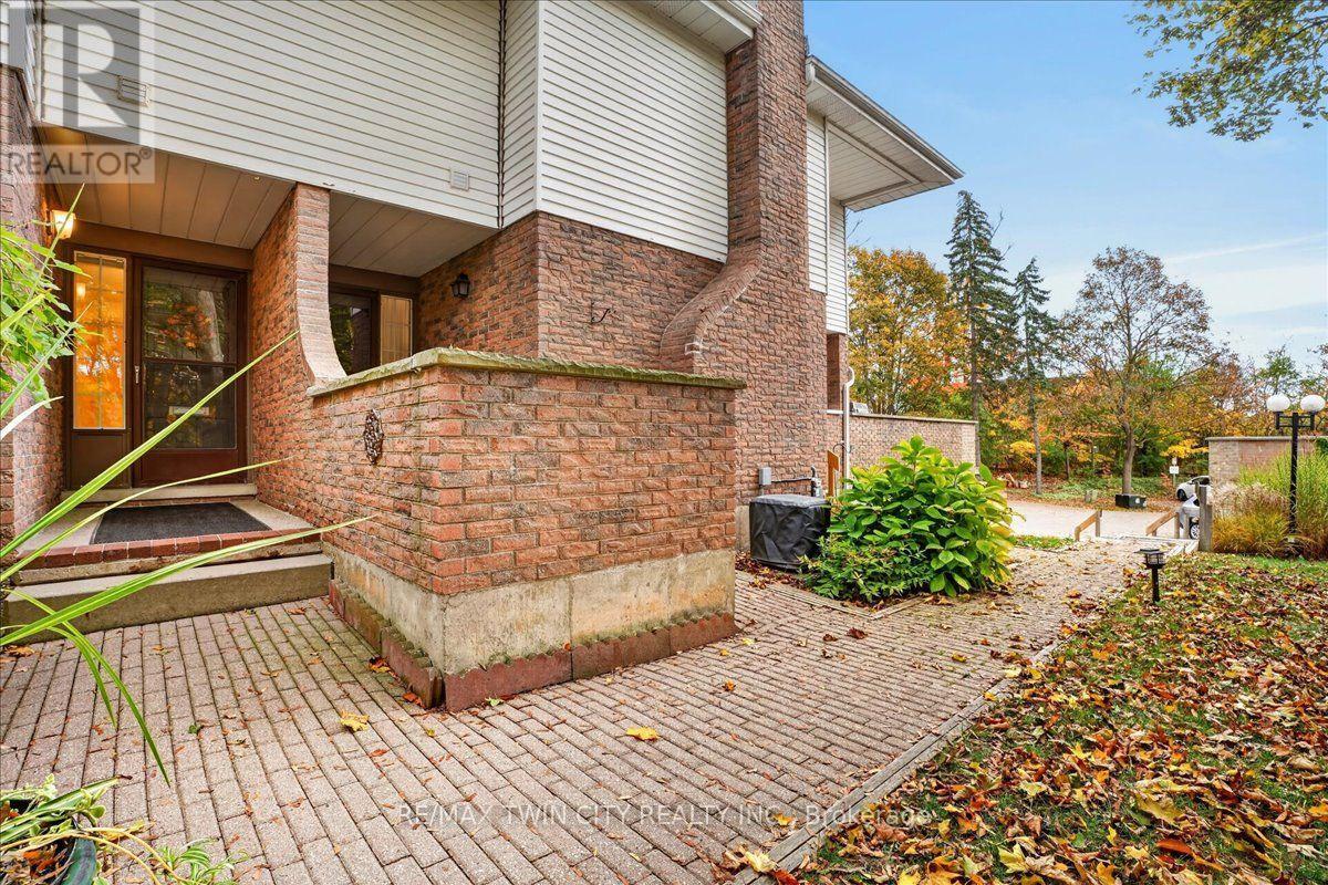 6- 250 Kingswood Drive, Kitchener, ON photo 18