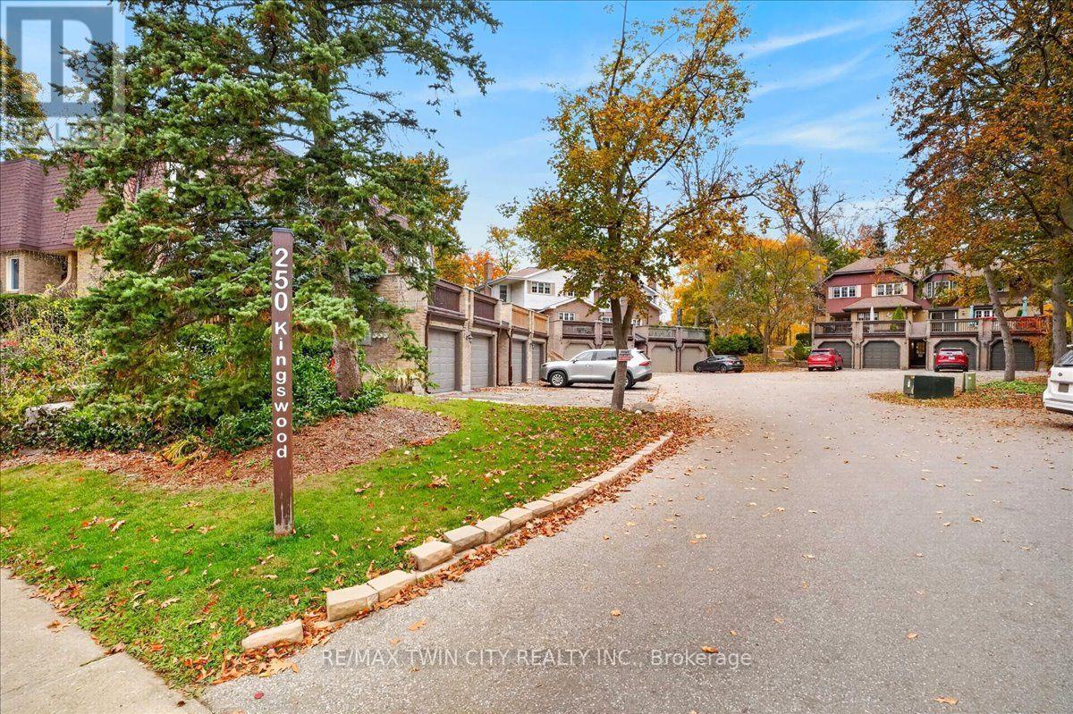 6 - 250 KINGSWOOD DRIVE — photo 2