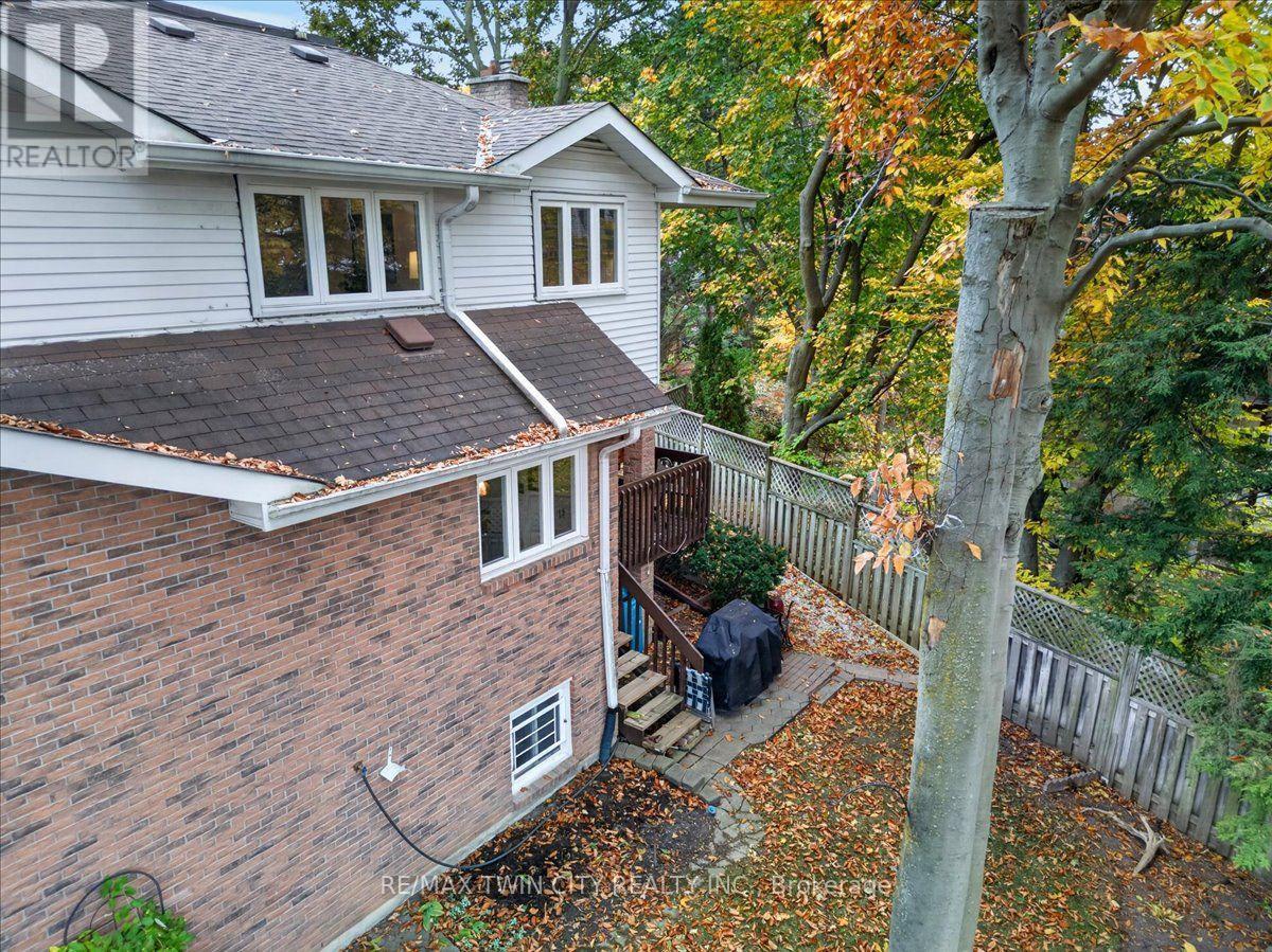 6- 250 Kingswood Drive, Kitchener, ON photo 8