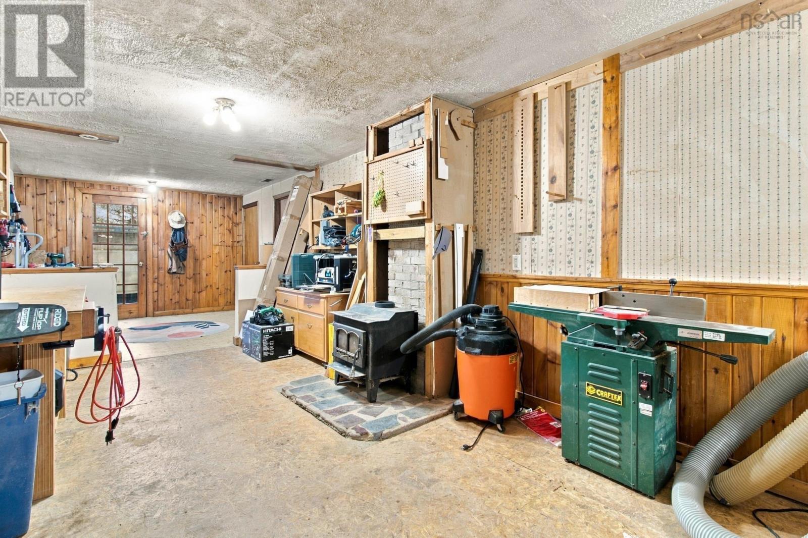 1912 greenwood Road - 28
