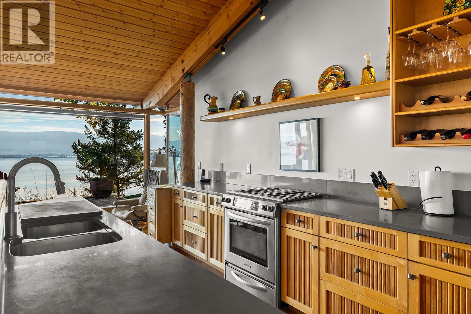  Westside Road South, West Kelowna