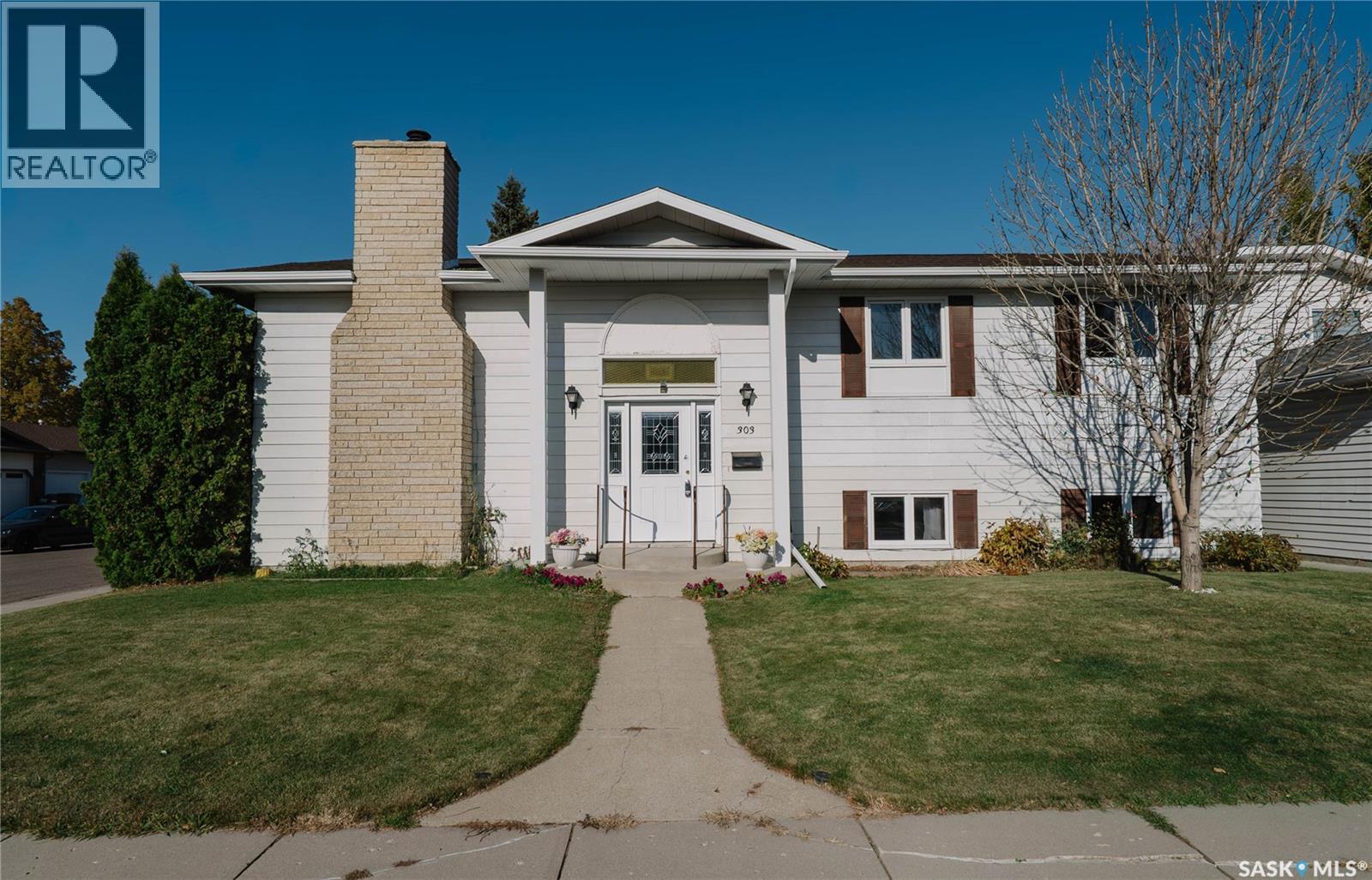 303 Staigh CRESCENT, Saskatoon