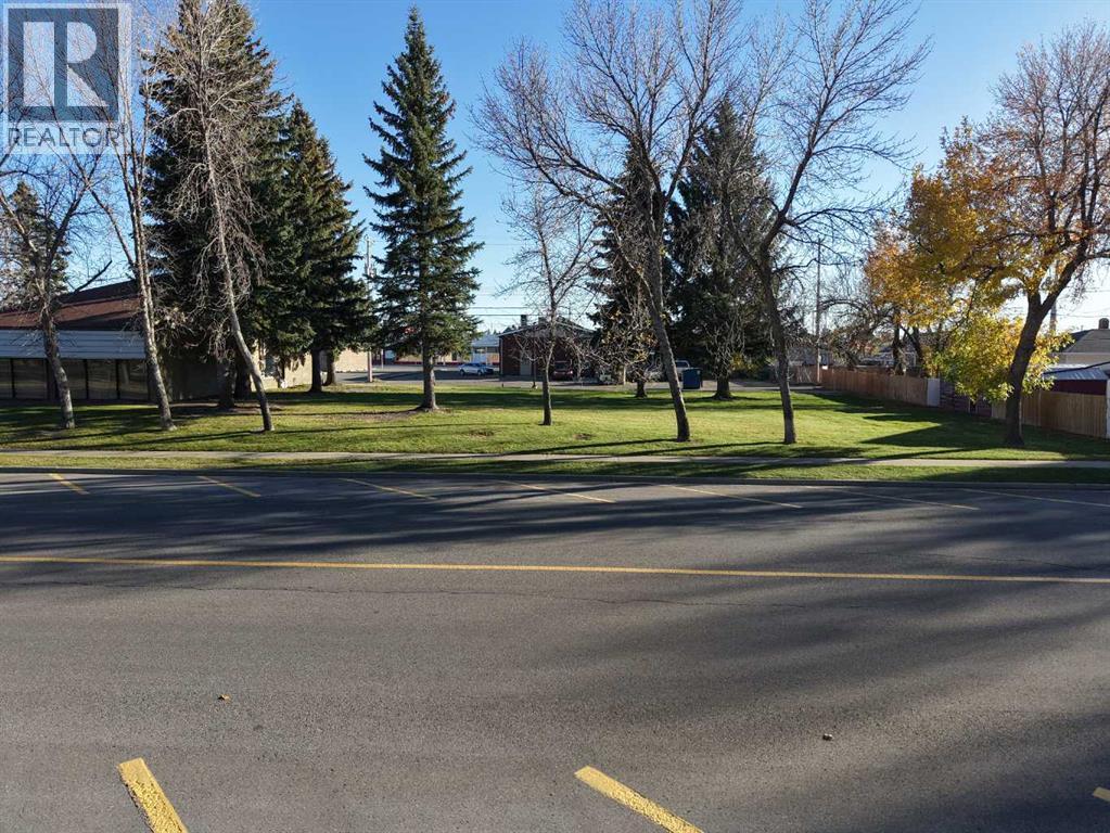 5110 49 Avenue, photo 4 of 9