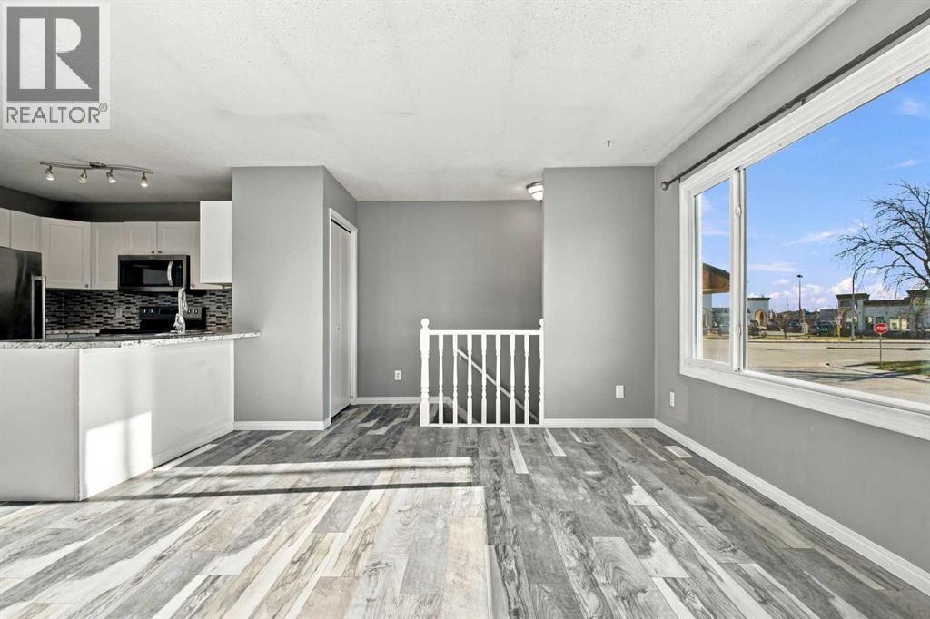 9204 101 Avenue, photo 4 of 21