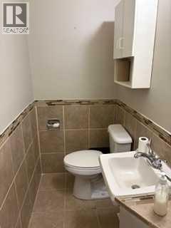 4732 50 Avenue, Whitecourt — photo 3