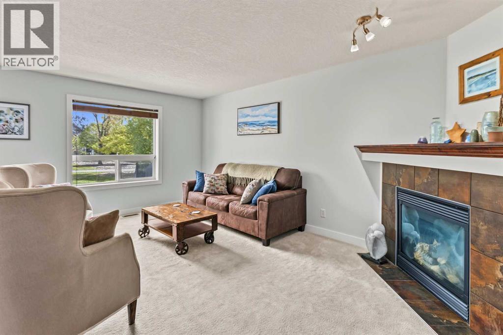 26 Drake Landing Way, Okotoks — photo 4
